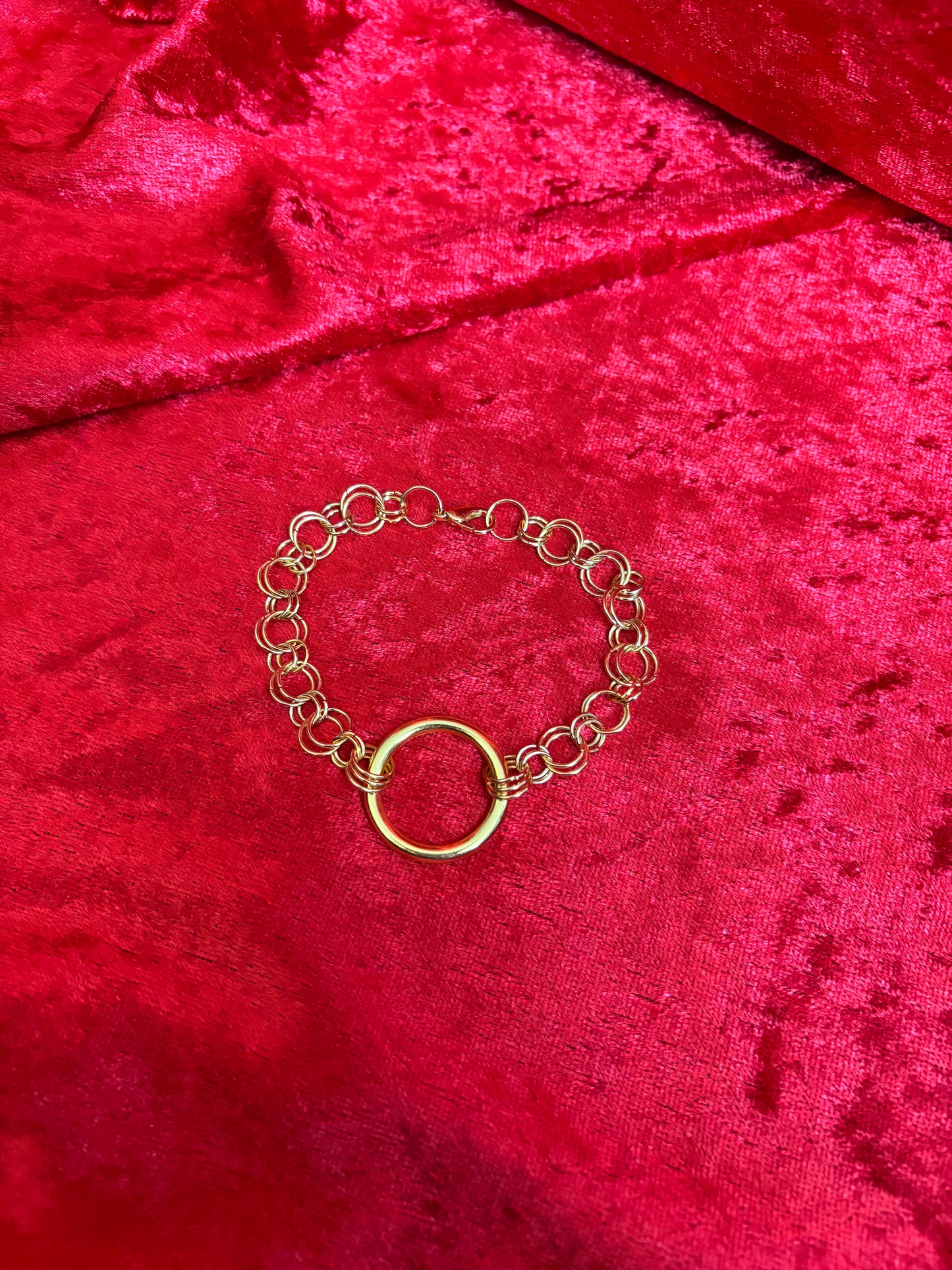Chained (Gold)