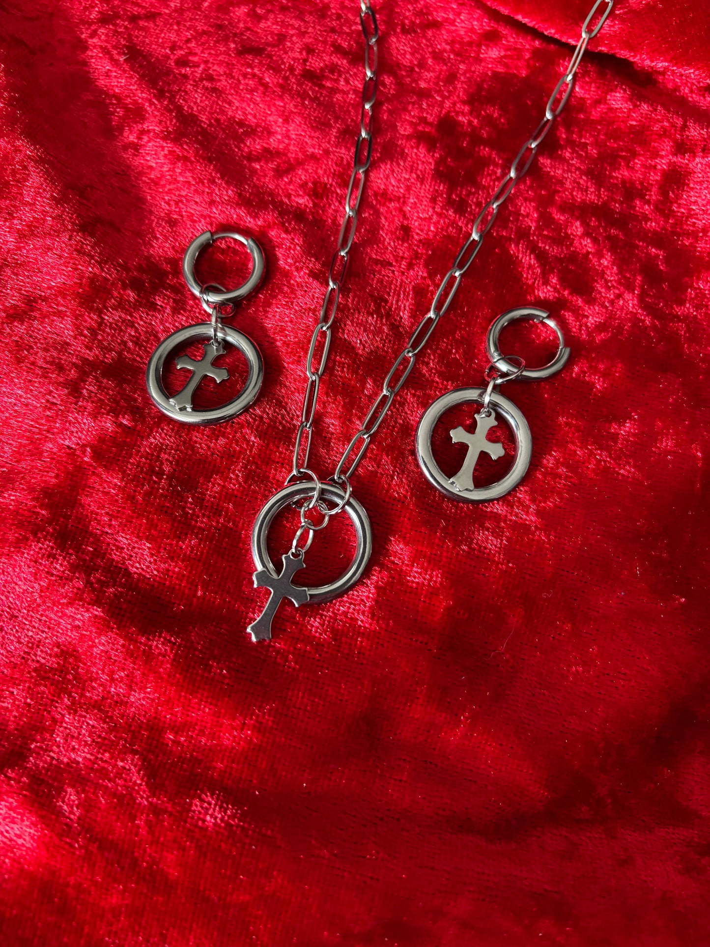 Saint Set