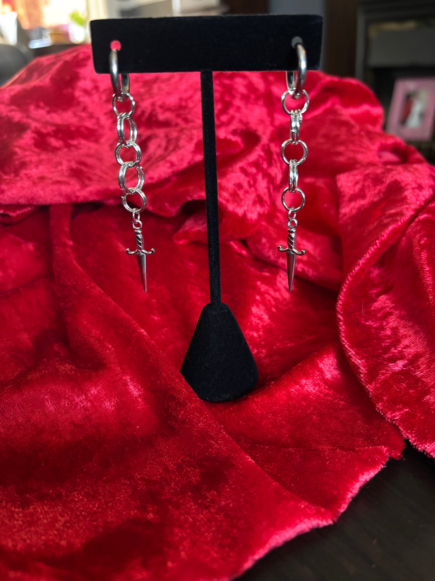 Heartbreaker earrings