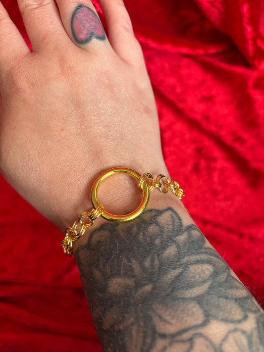 Chained (Gold)